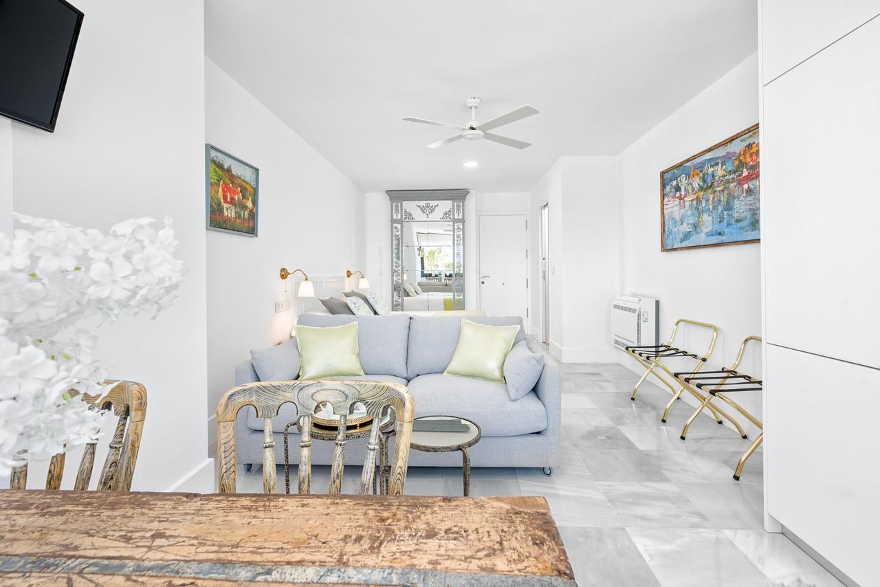 Iloftmalaga Miramar Apartment Bagian luar foto