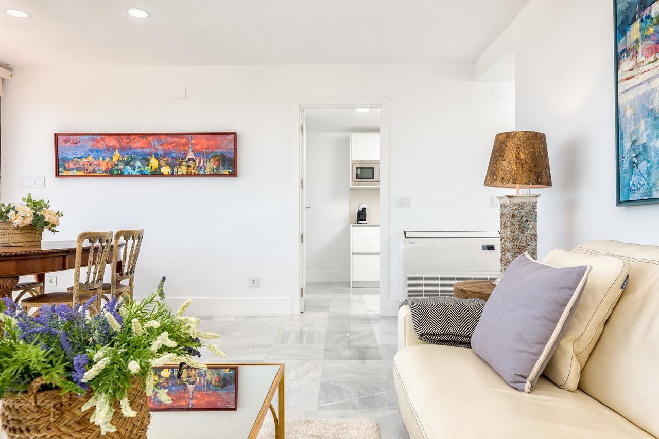 Iloftmalaga Miramar Apartment Bagian luar foto